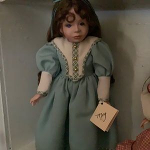 Meg Little Women’s Series